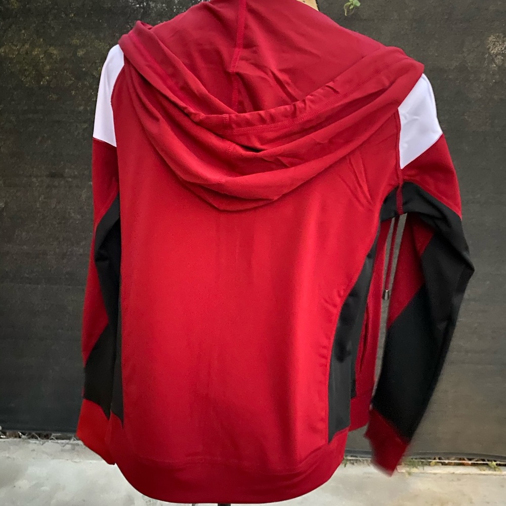 Track suit - Picture 4 of 10